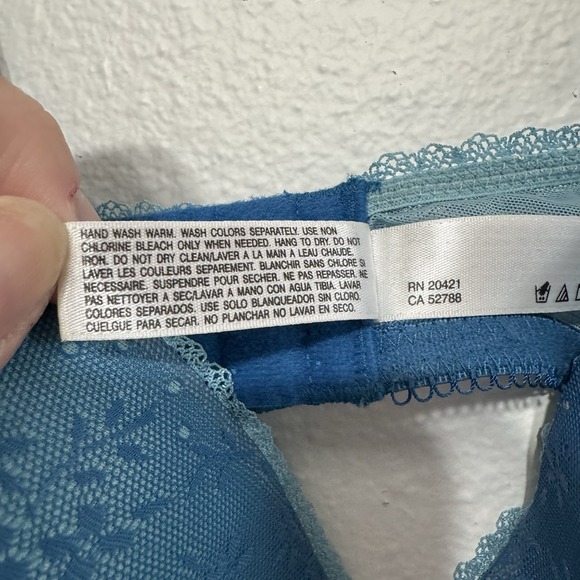 Wacoal b. Tempt'd Bright Blue Lace T Shirt Bra Womens Size 36C - Picture 4 of 7